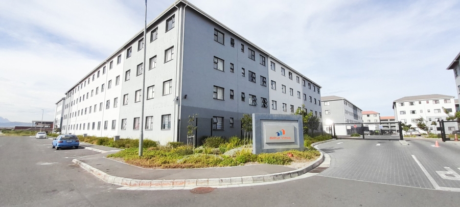 To Let  Bedroom Property for Rent in Belhar Western Cape